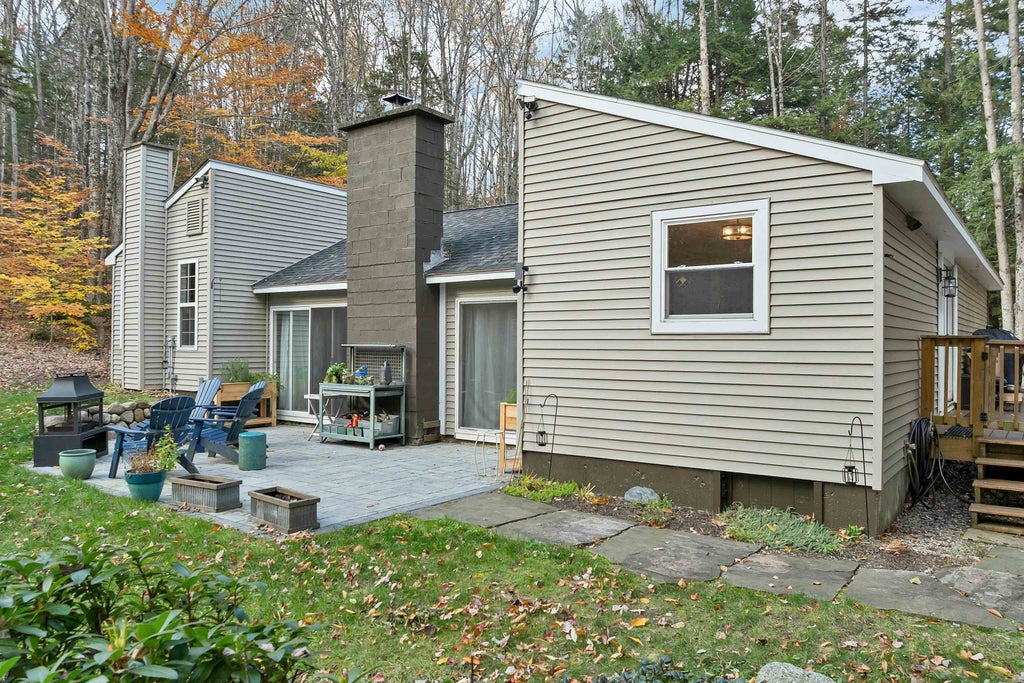 Photo of 39 Snow King Road, Woodstock, NH 03262 (MLS # 5115650)