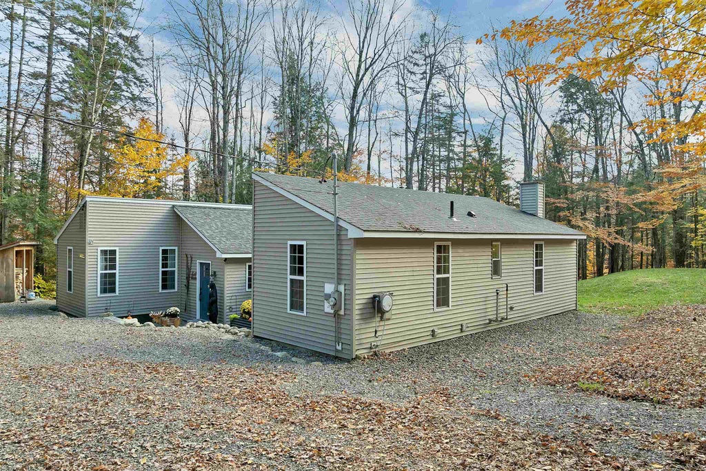 Photo of 39 Snow King Road, Woodstock, NH 03262 (MLS # 5115650)