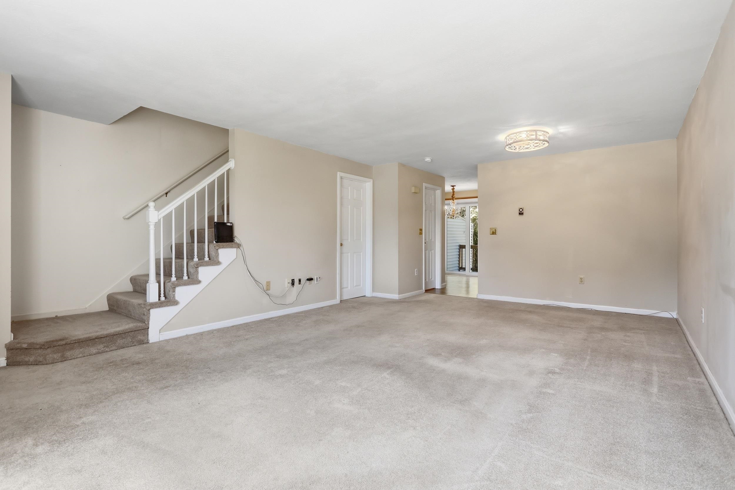 17 Oakwood Circle 5