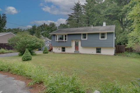 Photo of 6 Westchester Drive, Nashua, NH 03063 (MLS # 5096386)