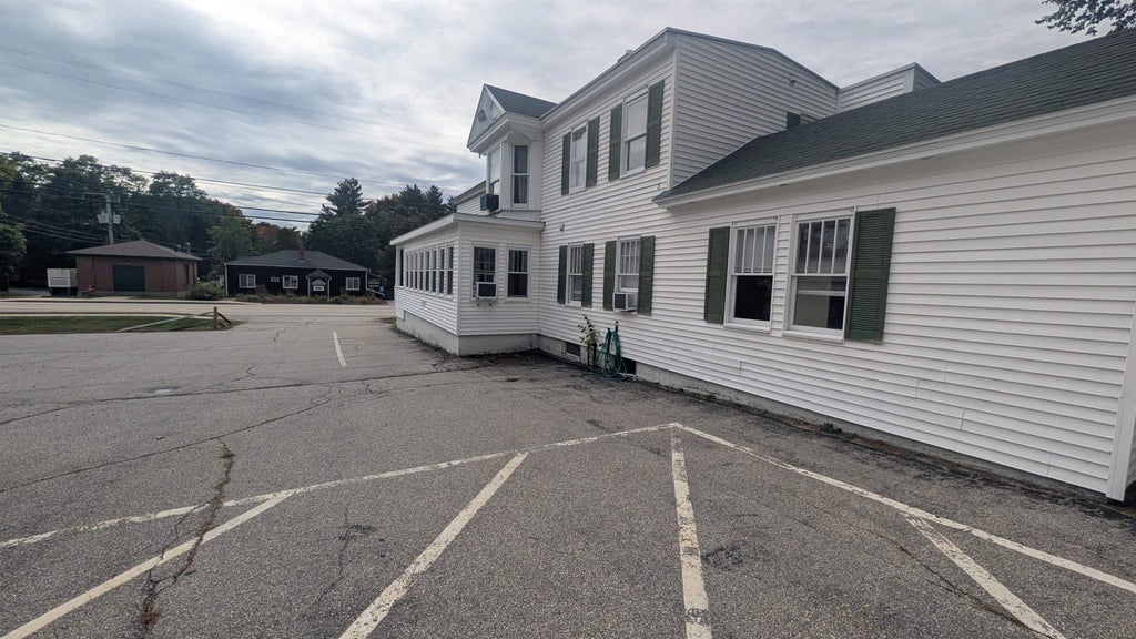 Photo of 200 South Main Street, Rochester, NH 03867 (MLS # 5113008)