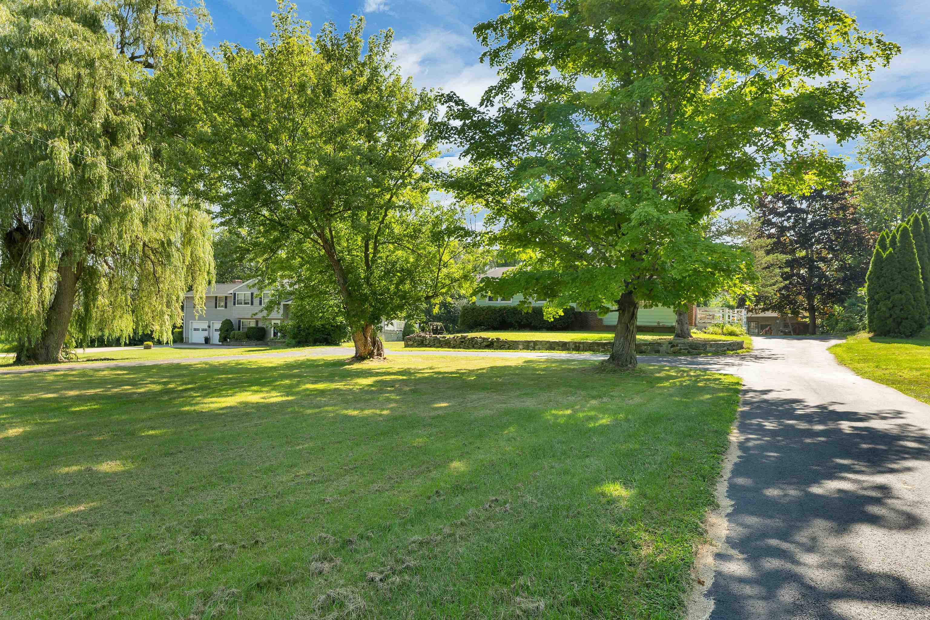 15 Tuttle Lane