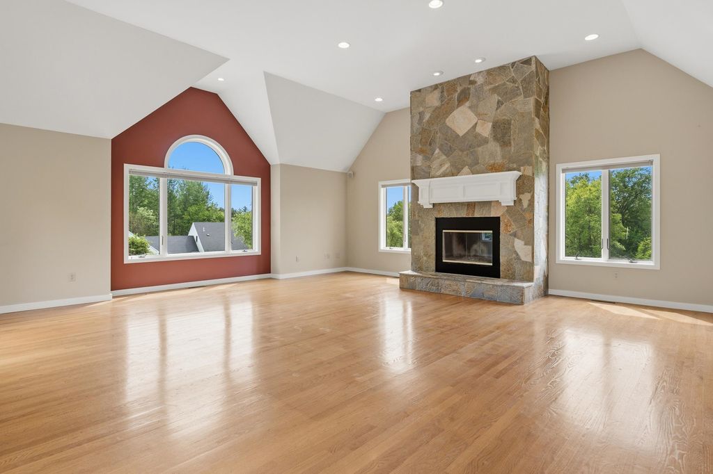 Photo of 532 Pine Hill Road, Hollis, NH 03049 (MLS # 5091003)