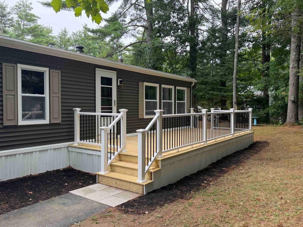 Photo of 33 Murray Drive, Rochester, NH 03868 (MLS # 5102387)