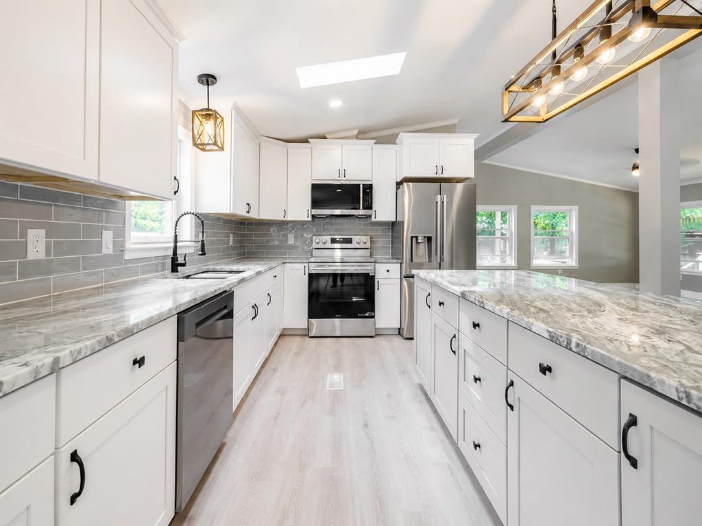 Photo of 33 Murray Drive, Rochester, NH 03868 (MLS # 5102387)