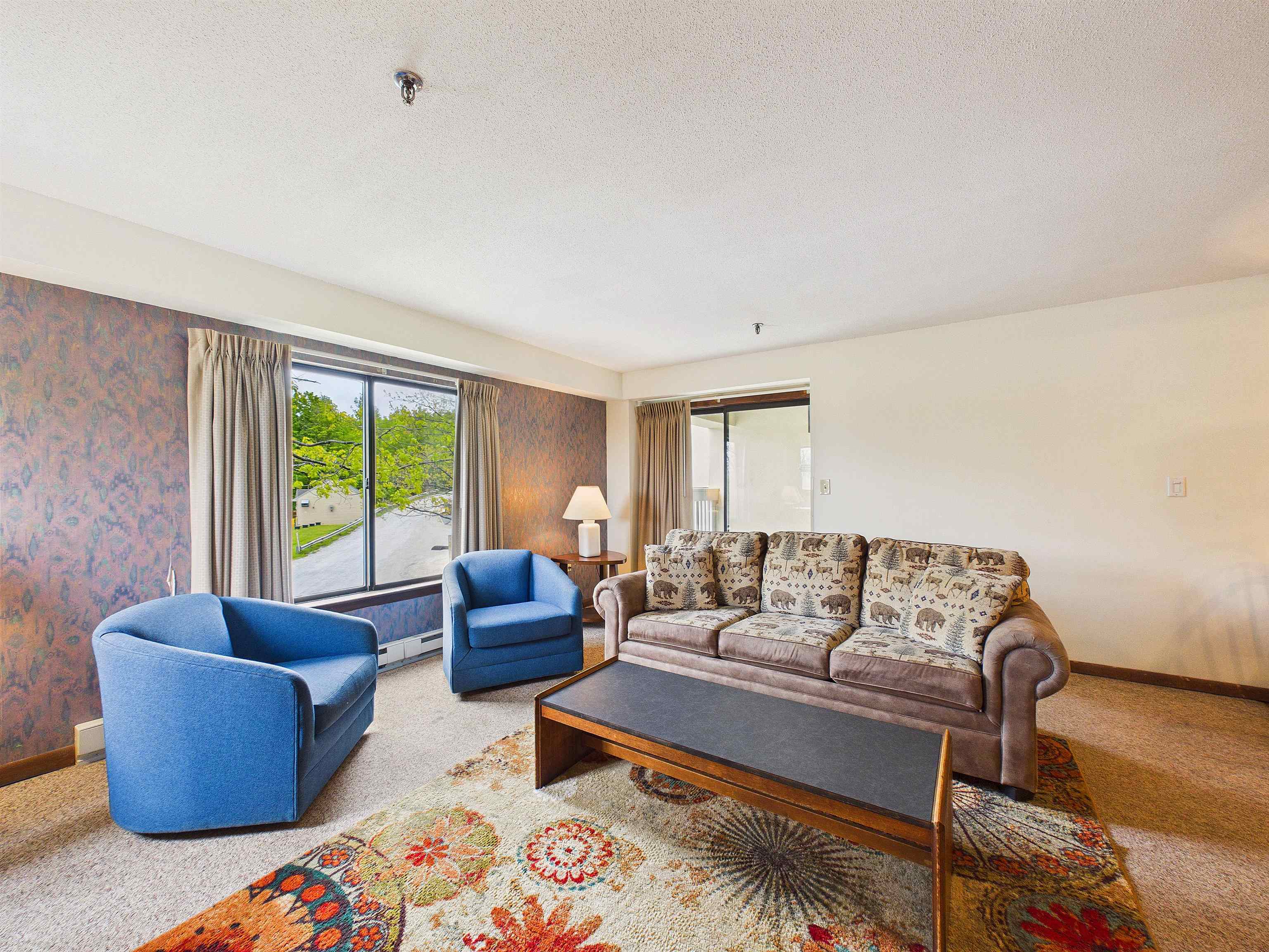 133 East Mountain Road 3B07