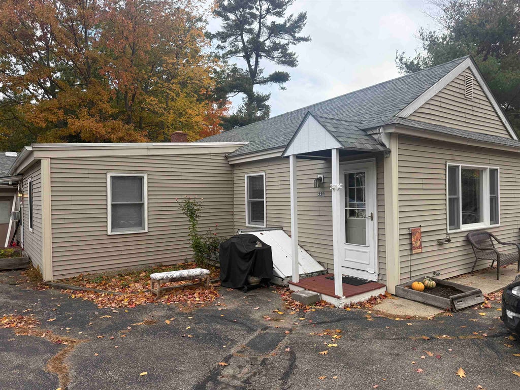 Photo of 22 Glendale Place, Gilford, NH 03249 (MLS # 5114871)