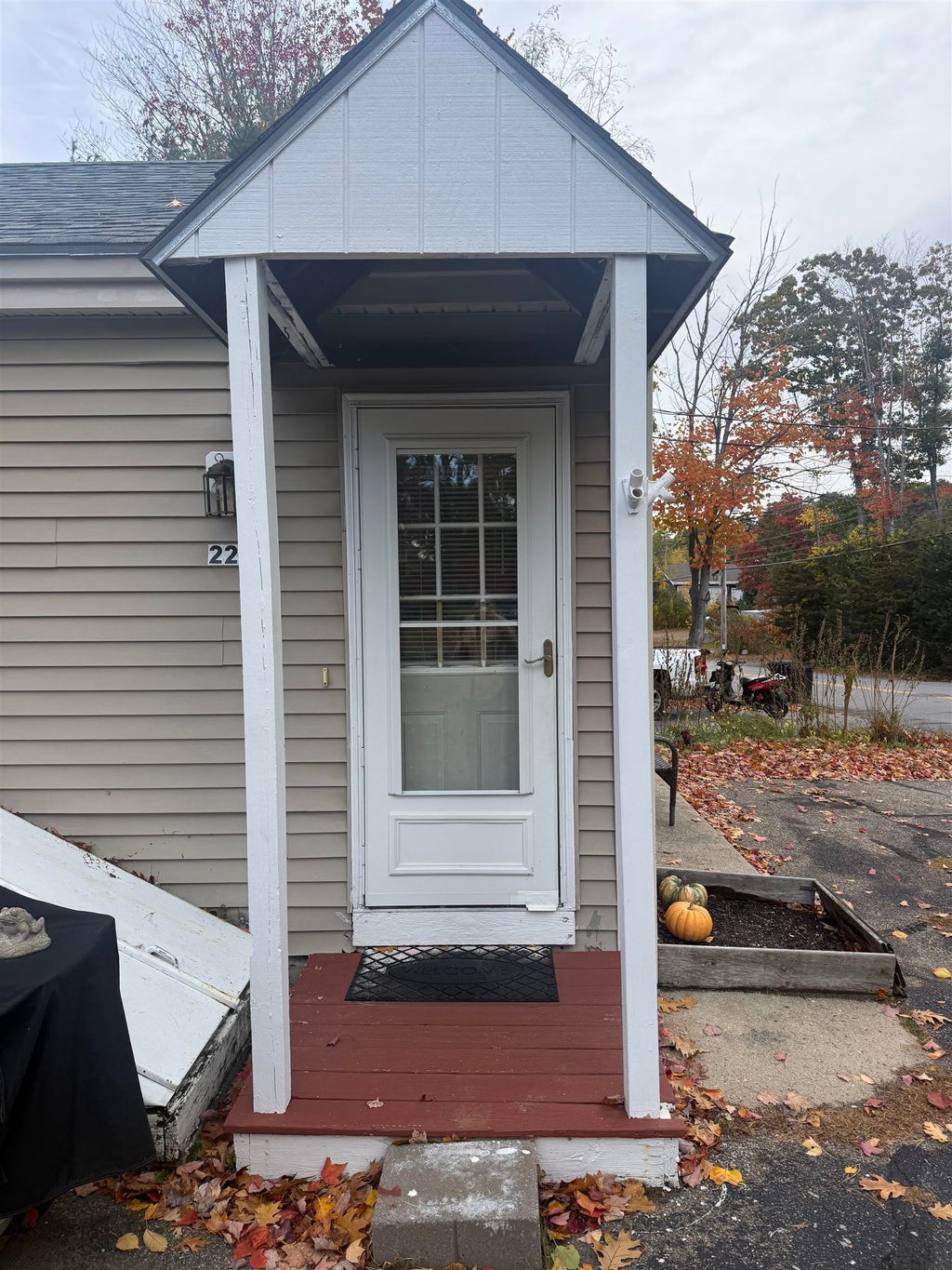 Photo of 22 Glendale Place, Gilford, NH 03249 (MLS # 5114871)