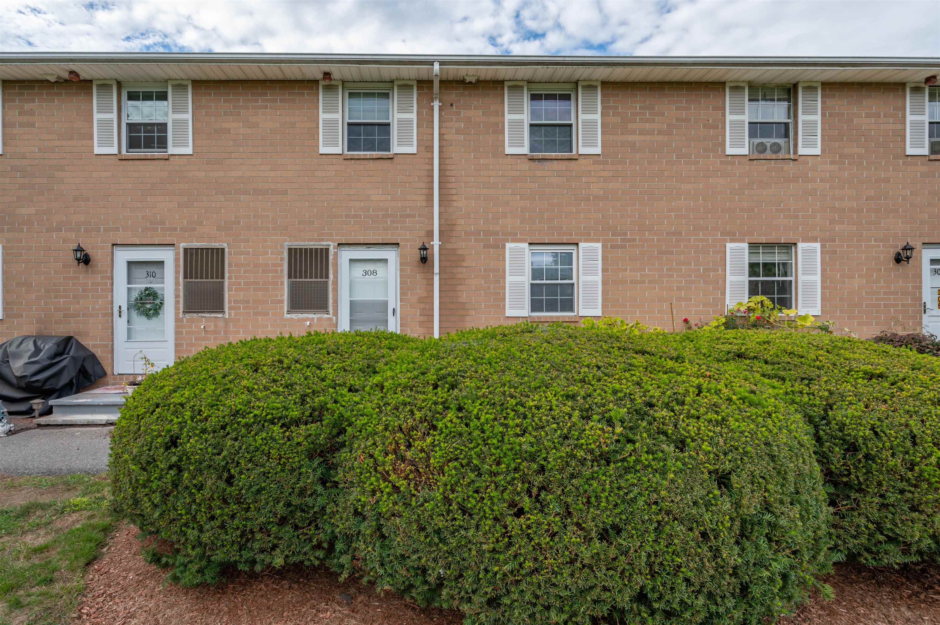 308 Elmwood Drive 308