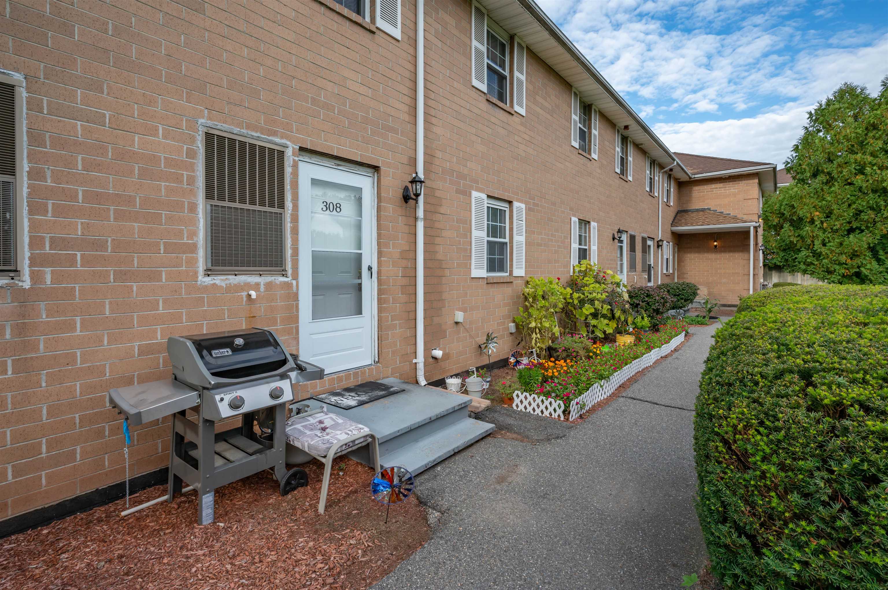 308 Elmwood Drive 308