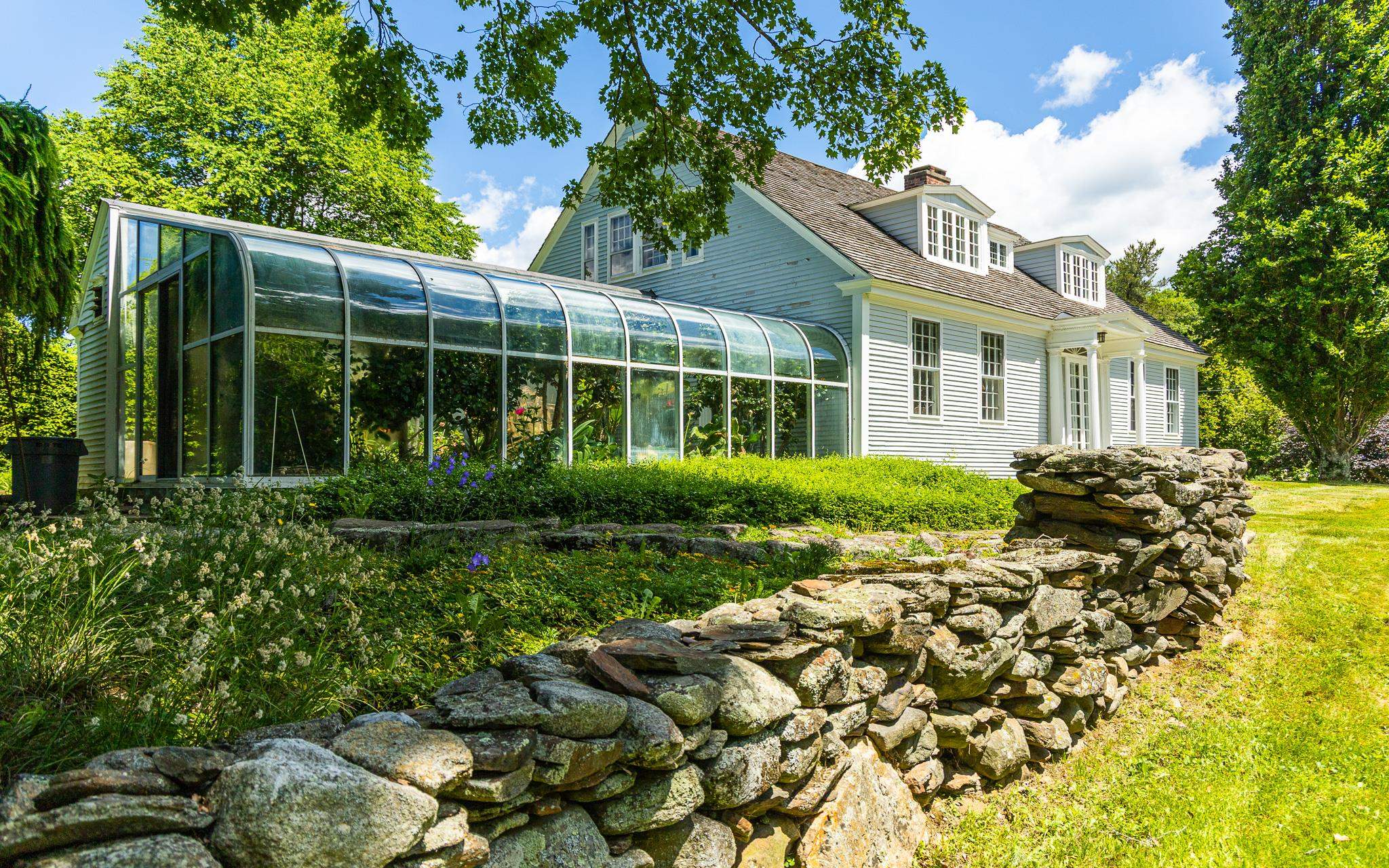 867 Forest Road
