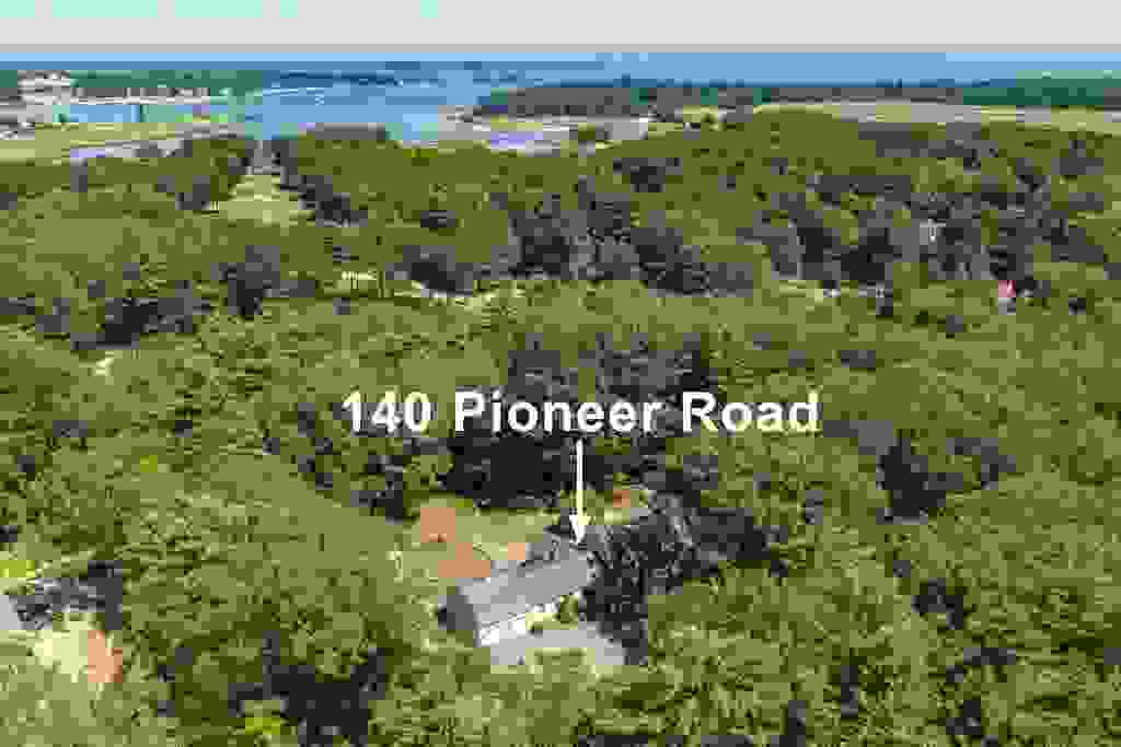 Photo of 140 Pioneer Road, Rye, NH 03870 (MLS # 5106063)