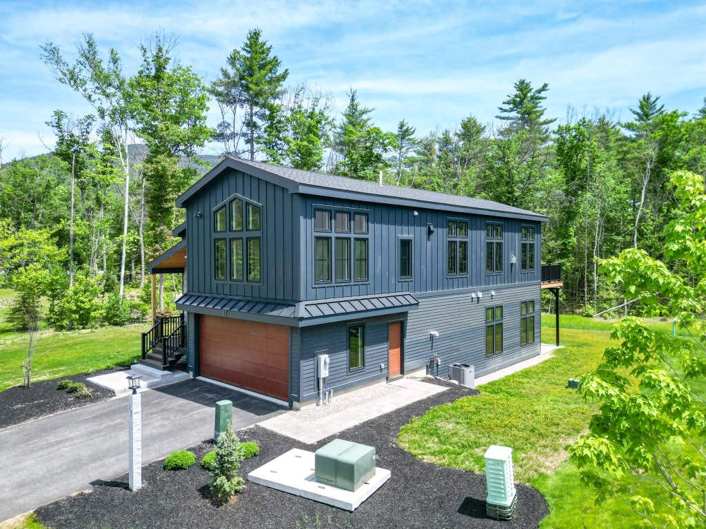 Photo of 17 Hidden Glade Drive #1, Bartlett, NH 03845 (MLS # 5071432)