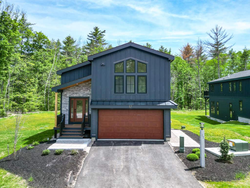 Photo of 17 Hidden Glade Drive #1, Bartlett, NH 03845 (MLS # 5071432)
