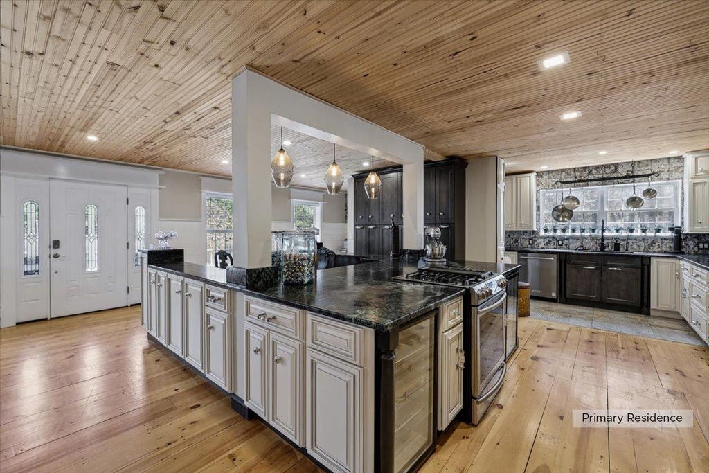 Photo of 15 Pepperell Road, Brookline, NH 03033 (MLS # 5084927)