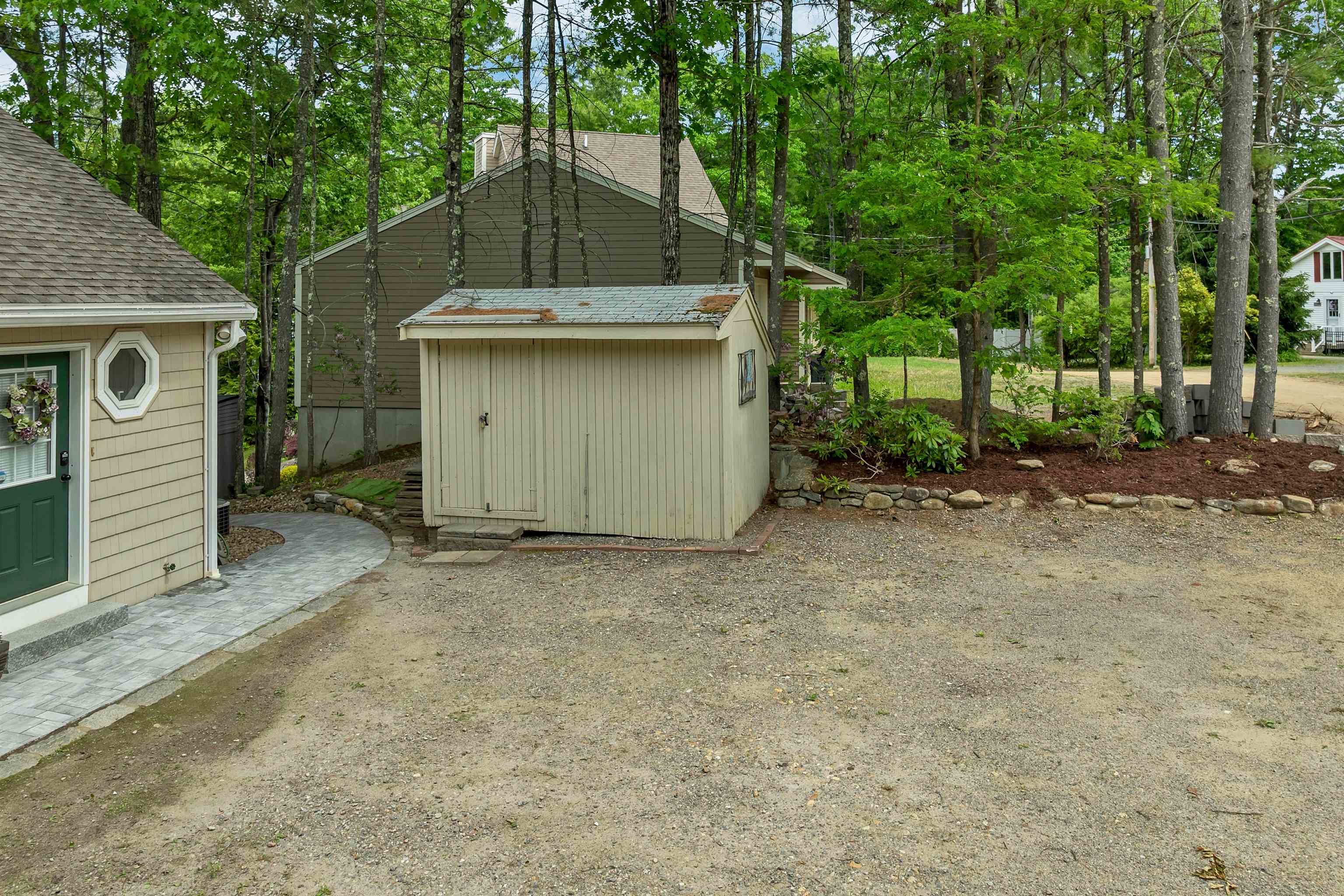 127 Jefferson Road