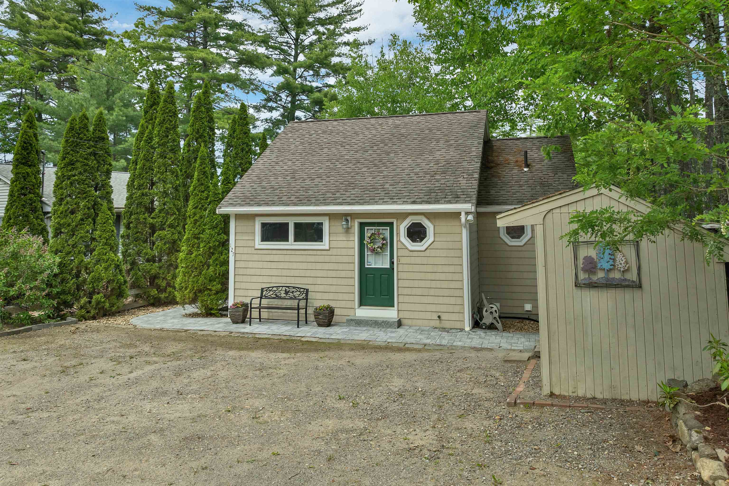 127 Jefferson Road