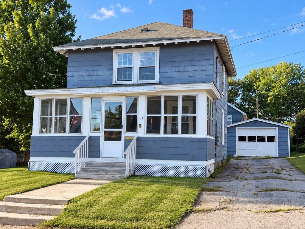 Photo of 15 Whitten Street, Allenstown, NH 03275 (MLS # 5110436)