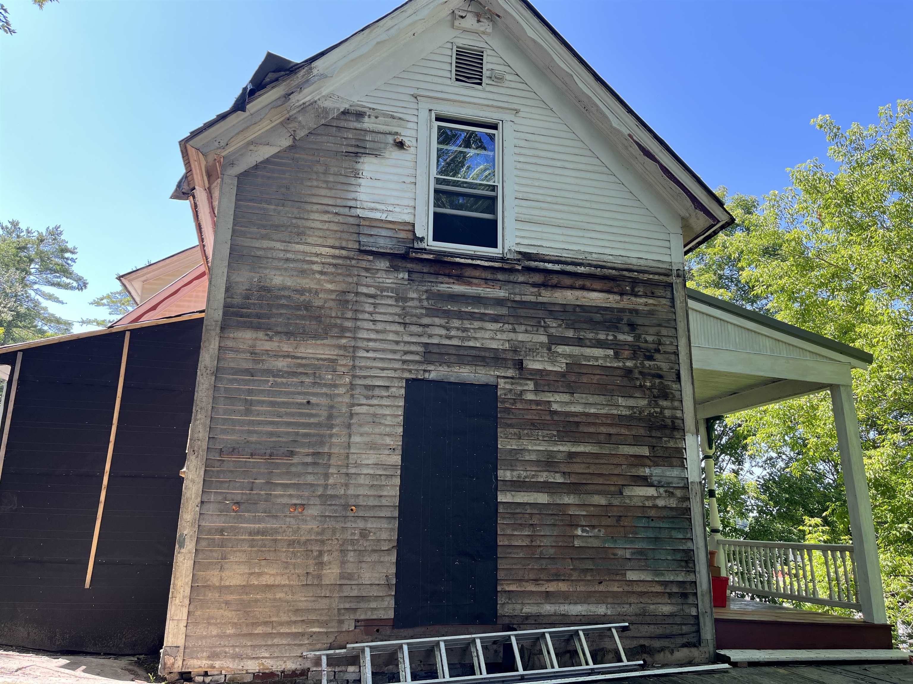 35 Mountain Avenue