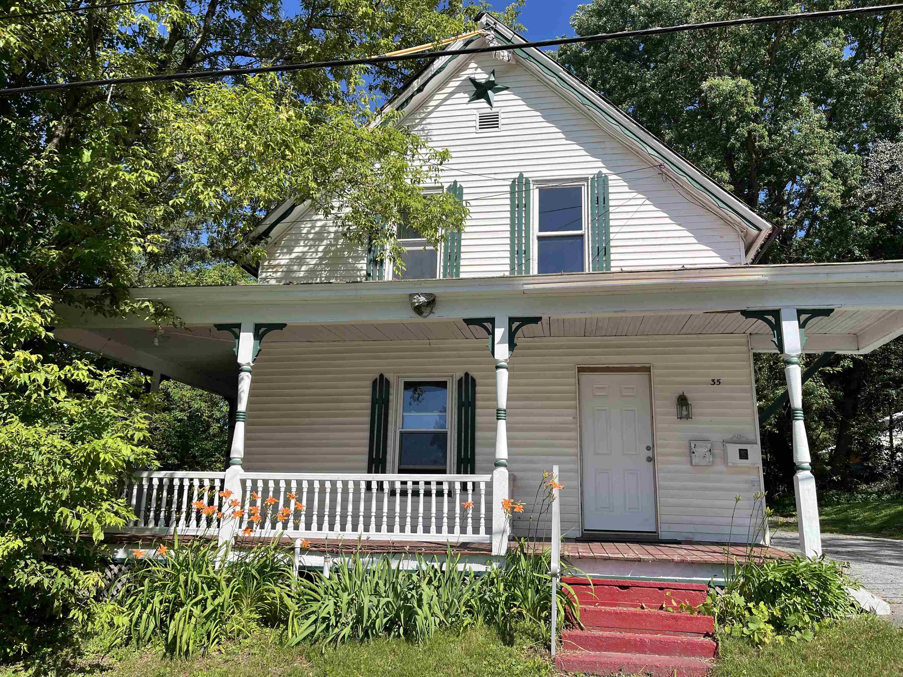 35 Mountain Avenue