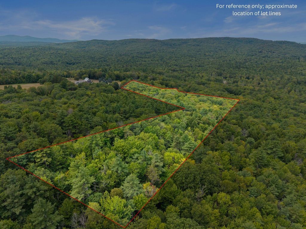 Photo of 28 Sky Lane, Wolfeboro, NH 03894 (MLS # 5056983)