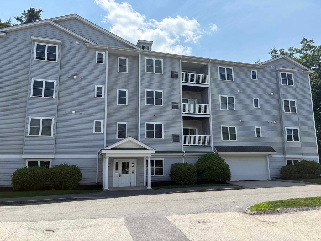 Photo of 122 Coliseum Avenue #401, Nashua, NH 03063 (MLS # 5099581)