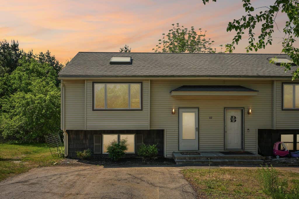 Photo of 82 Derryfield Road #L, Derry, NH 03038 (MLS # 5092880)