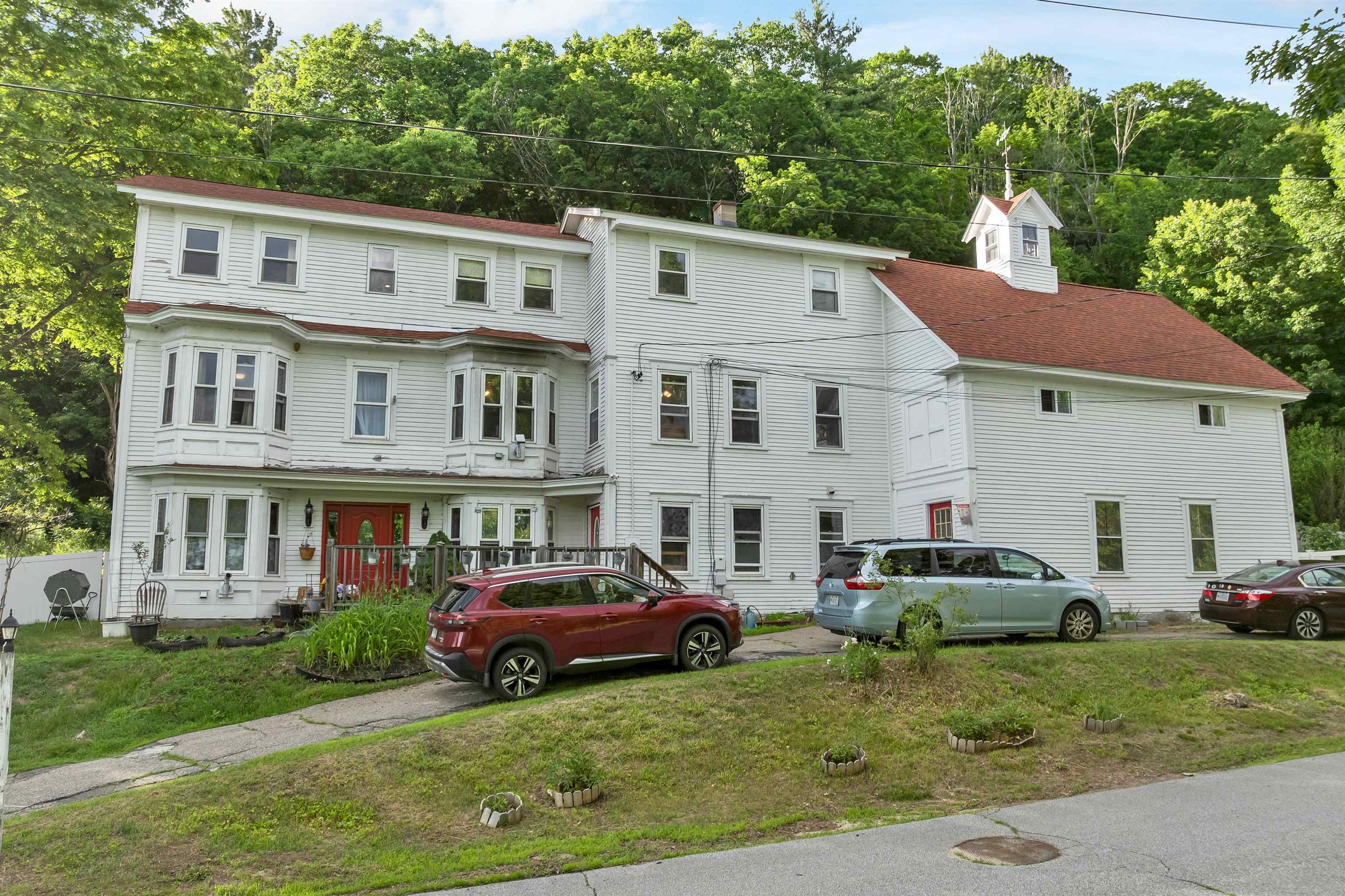 25 Cedar Street