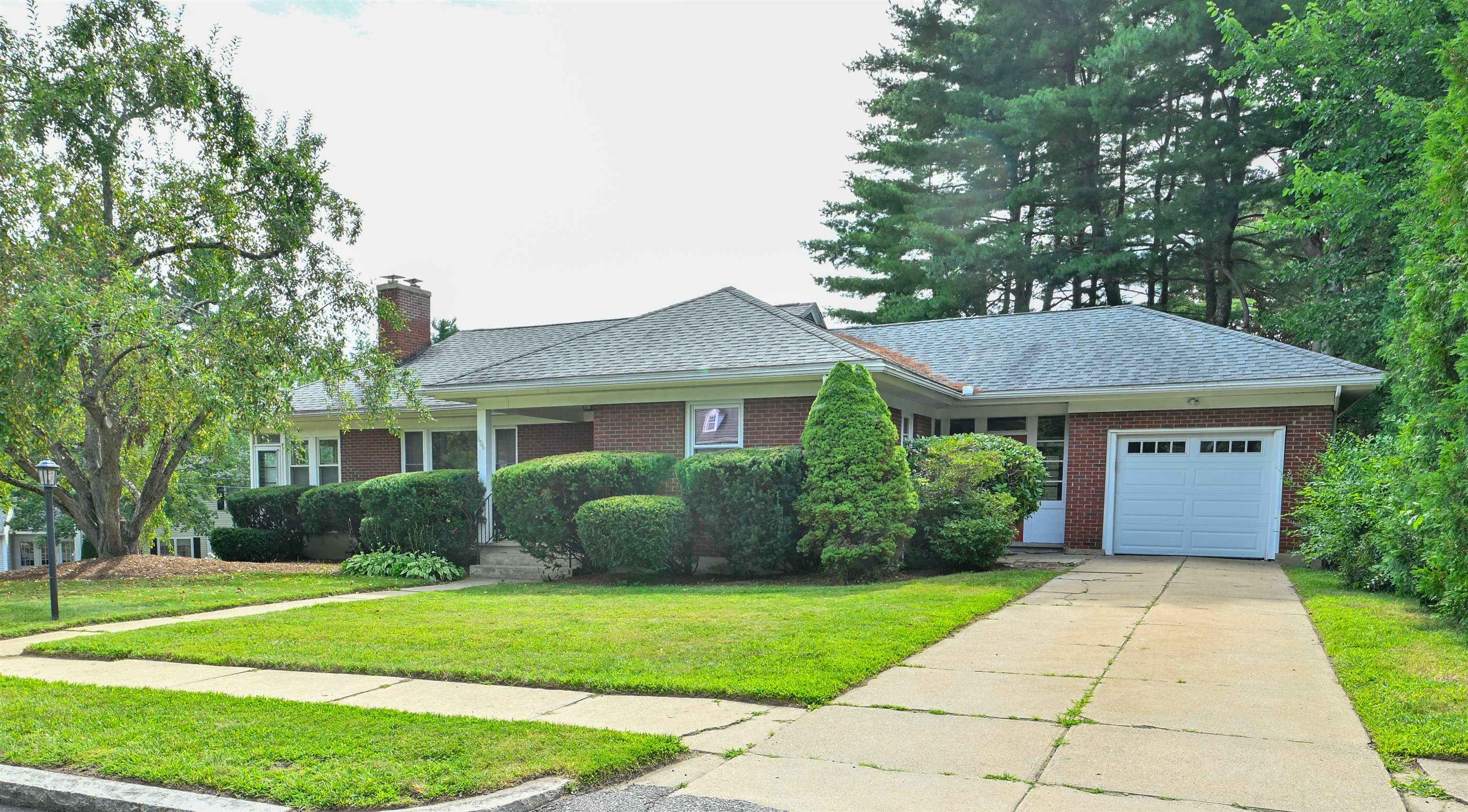 606 Ray Street
