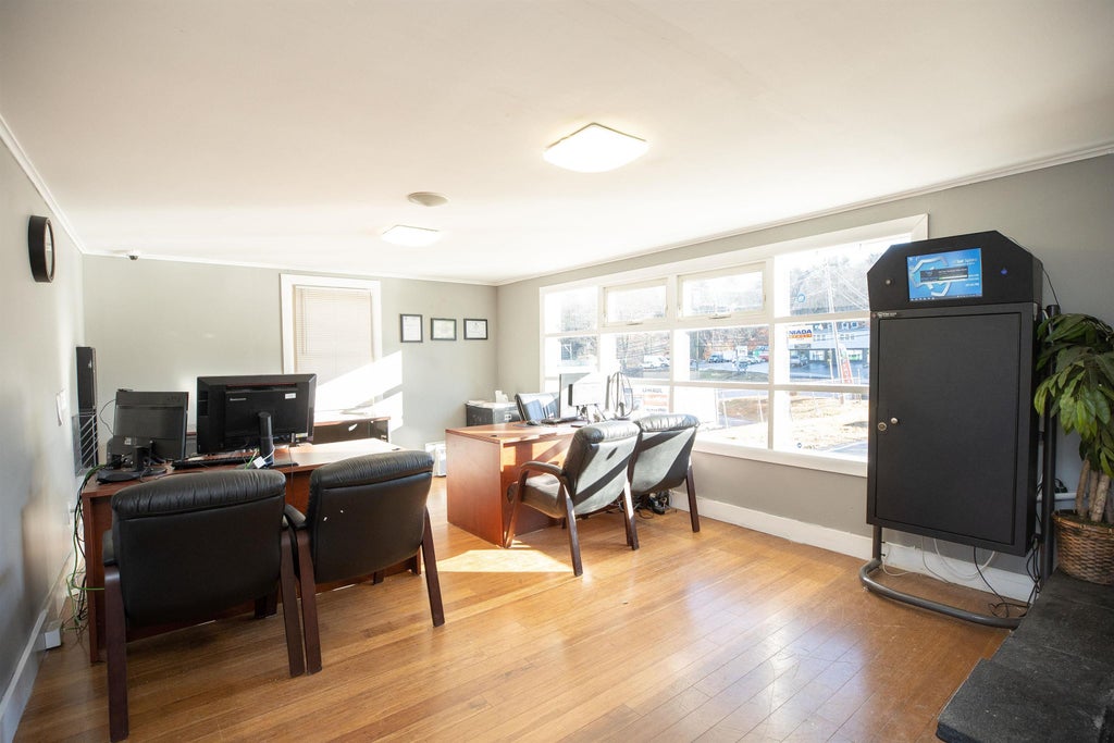 Photo of 1170 Hooksett Road, Hooksett, NH 03106 (MLS # 5095275)