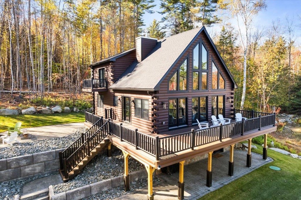 Photo of 135 Lakeside Drive, Haverhill, NH 03765 (MLS # 5113315)