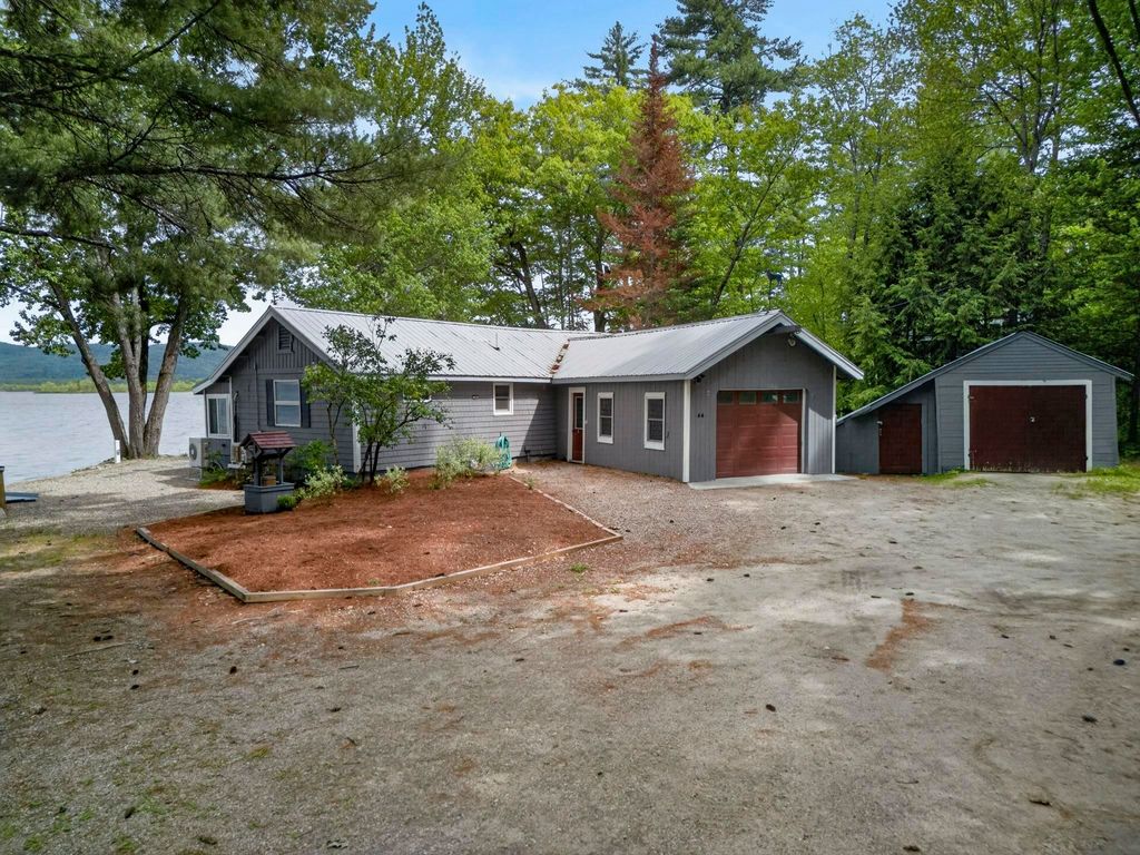 Photo of 44 Ossipee Lake Drive, Ossipee, NH 03814 (MLS # 5094409)