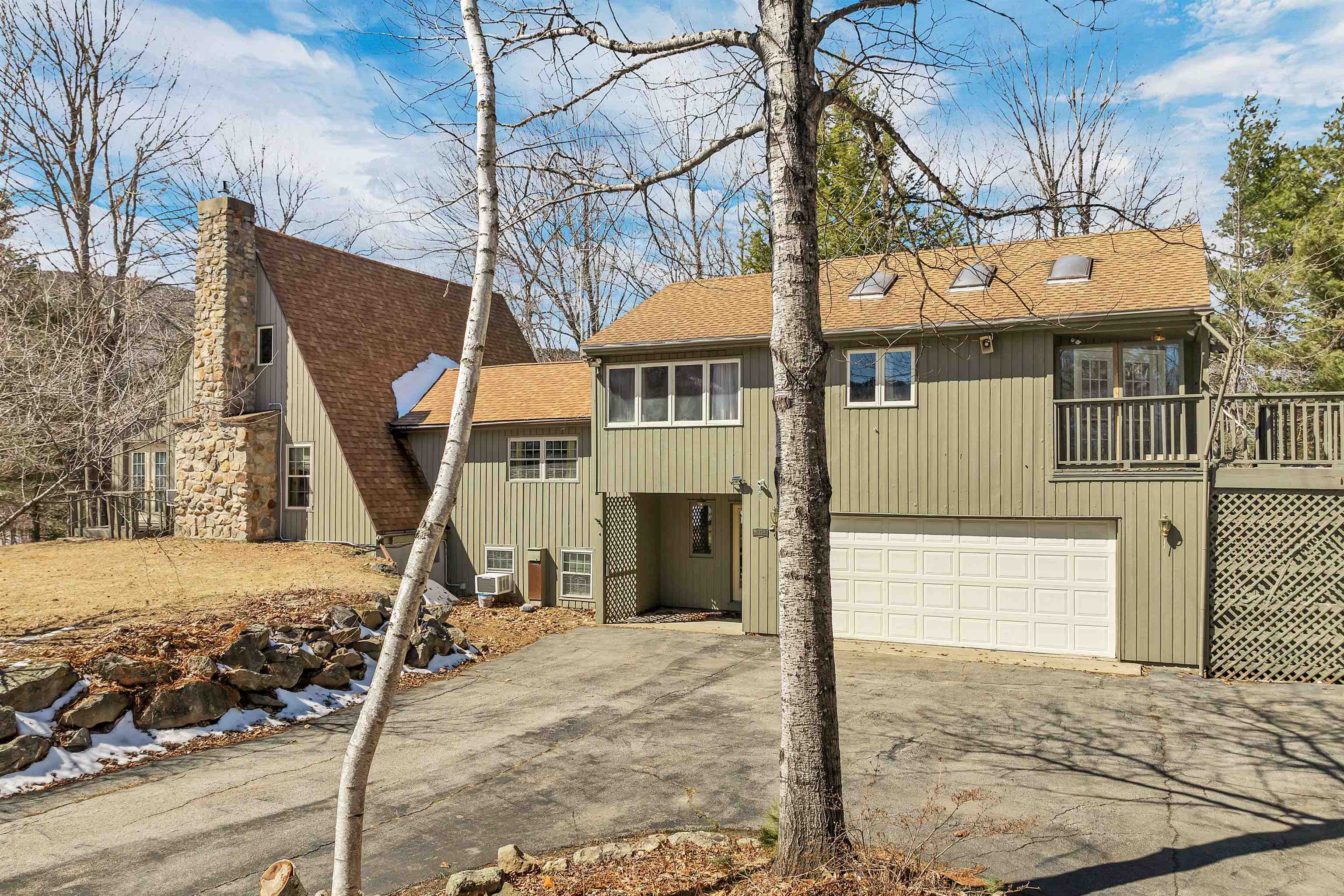 35 Valley Drive