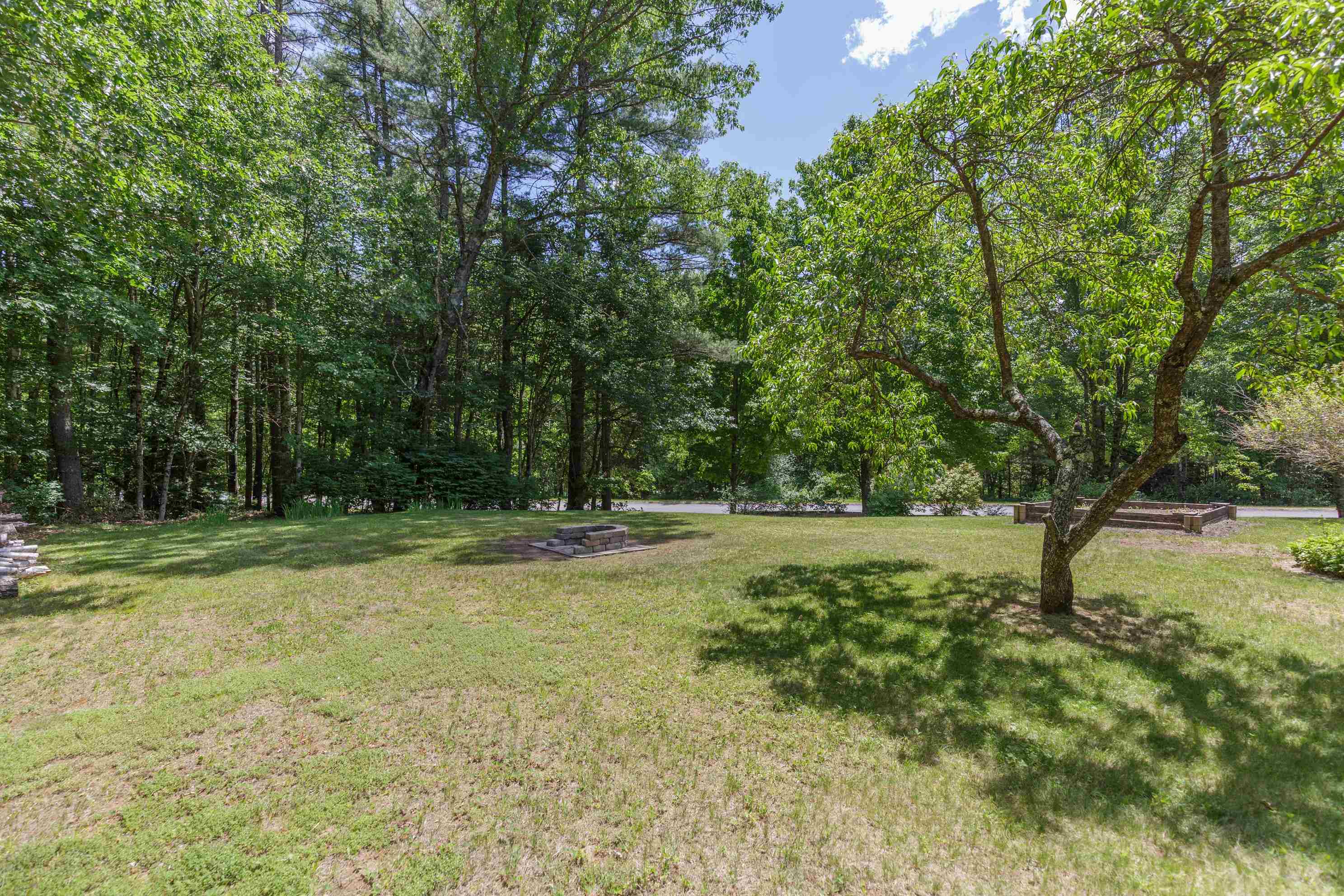 8 Freedom Acres Drive