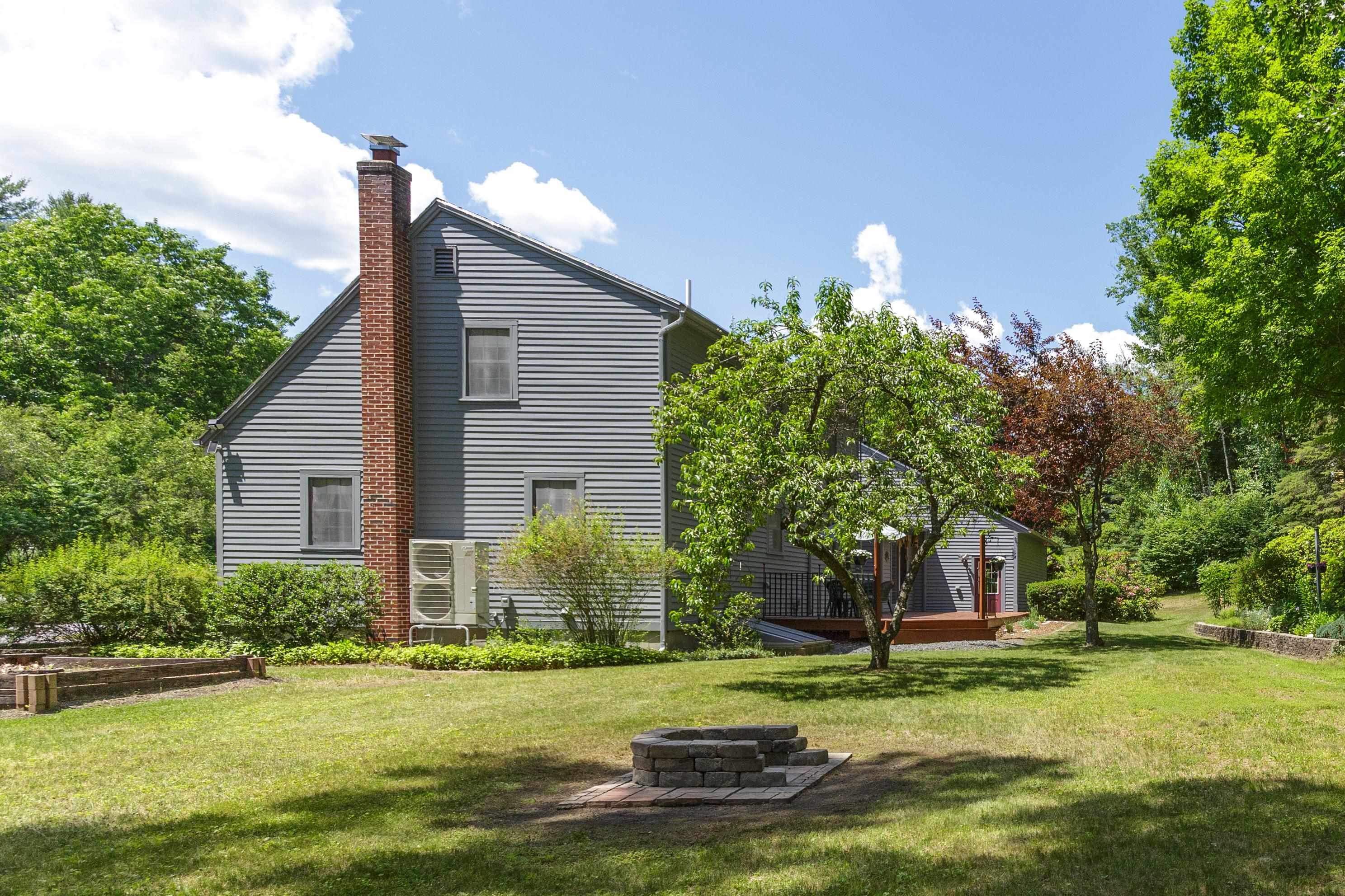 8 Freedom Acres Drive
