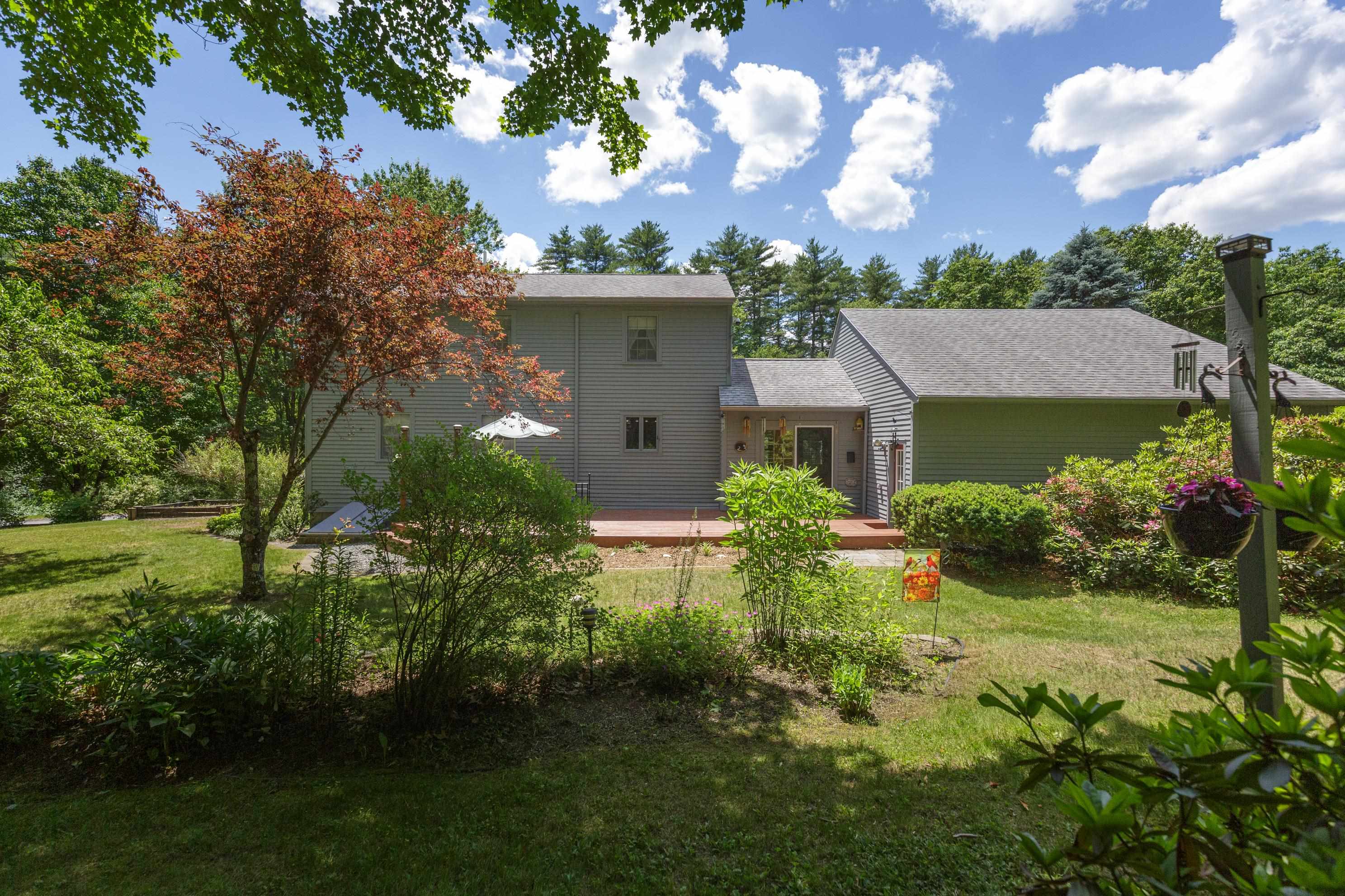 8 Freedom Acres Drive