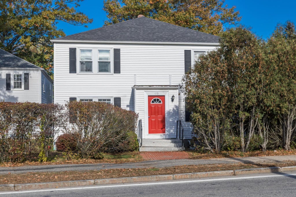 Photo of 673 South Street #1, Portsmouth, NH 03820 (MLS # 5115421)