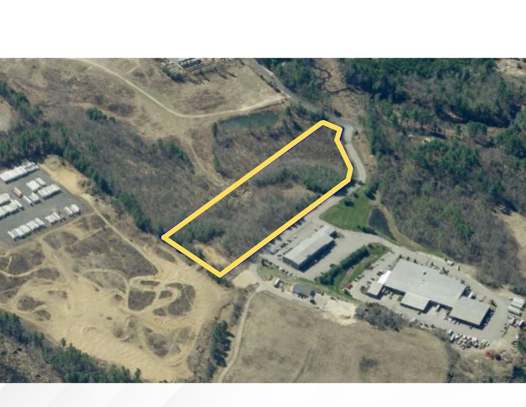 Photo of 36 Old County Road, Plaistow, NH 03865 (MLS # 5097927)