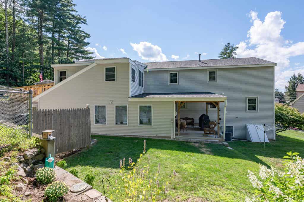 Photo of 20 Cobble Hill Road, Nashua, NH 03062 (MLS # 5105825)