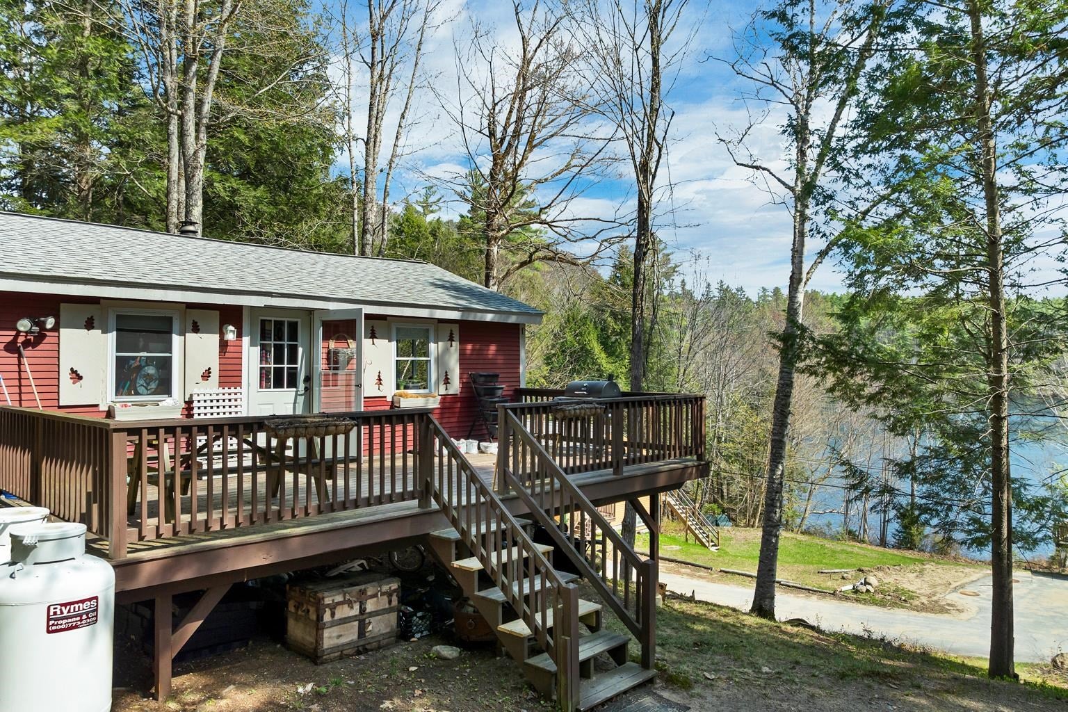 19 Hamlet Drive