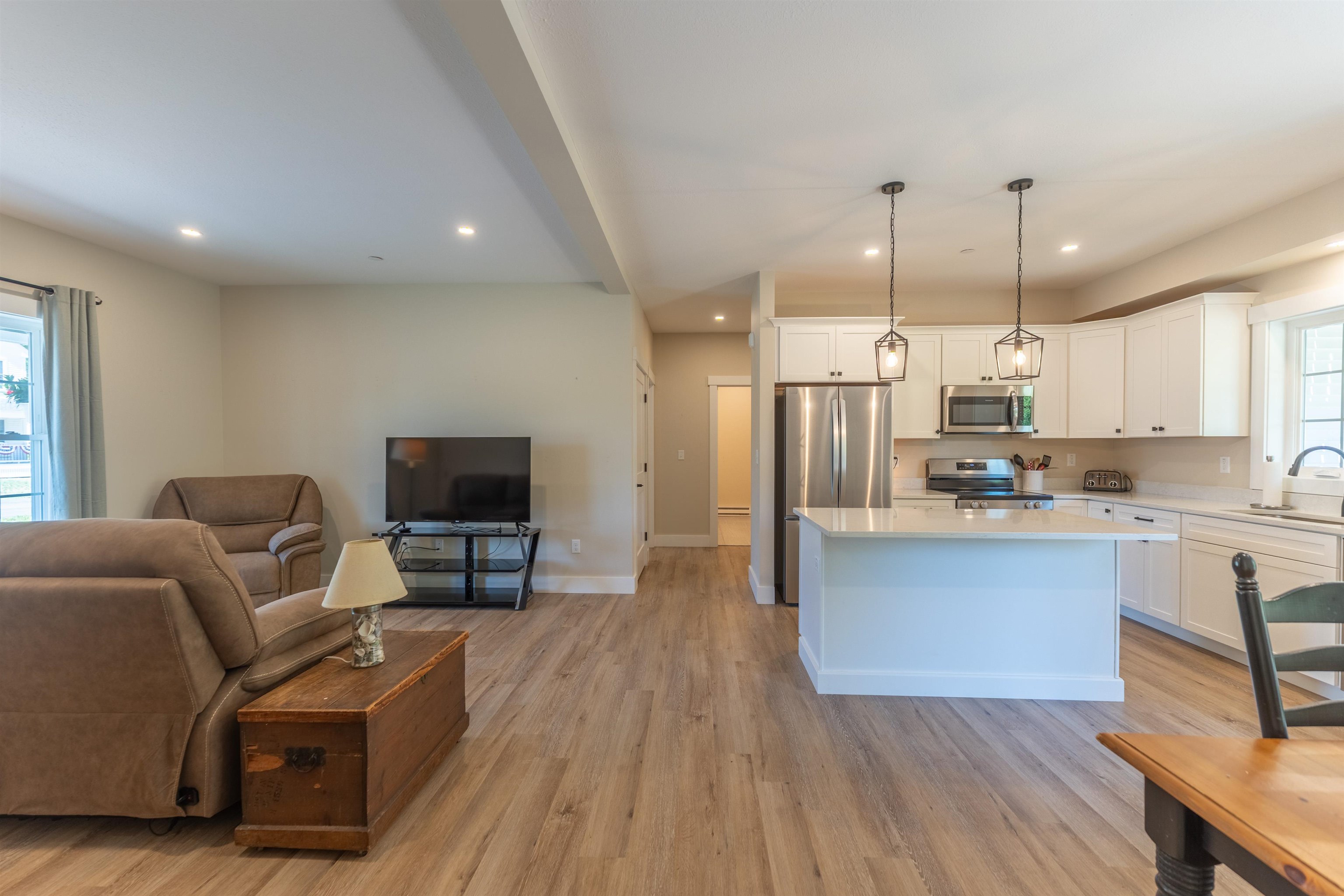 4-8 Beaver Brook Way B