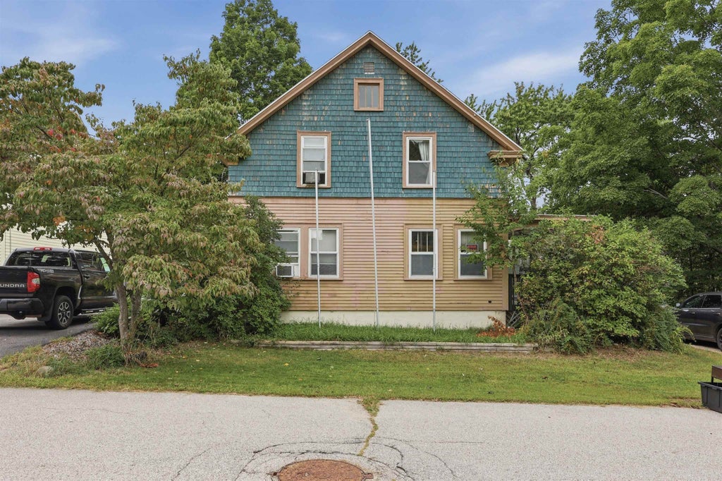 Photo of 23 High Street, Rochester, NH 03867 (MLS # 5109229)