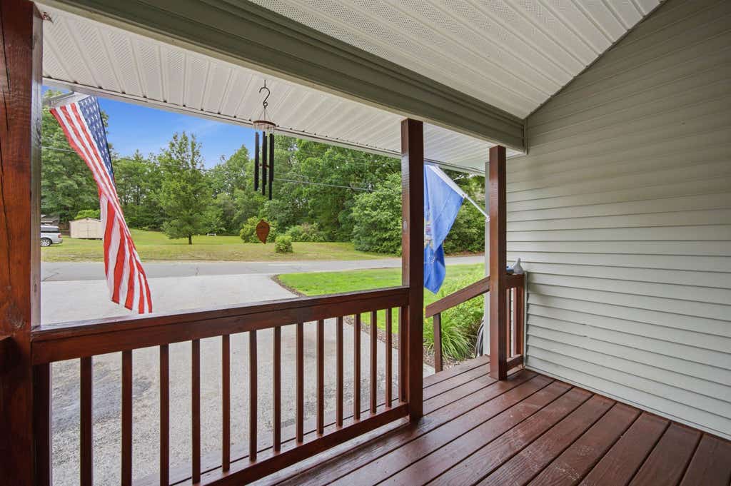 Photo of 306 Phillip Street, Manchester, NH 03102 (MLS # 5096542)