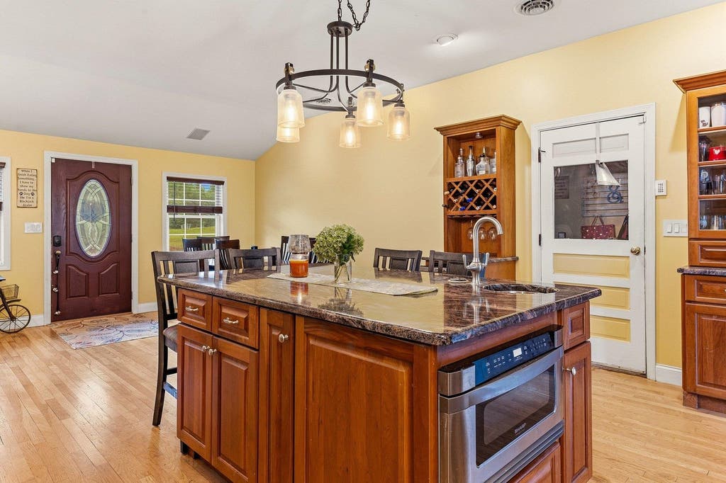 Photo of 14 Tates Brook Road, Somersworth, NH 03878 (MLS # 5105719)