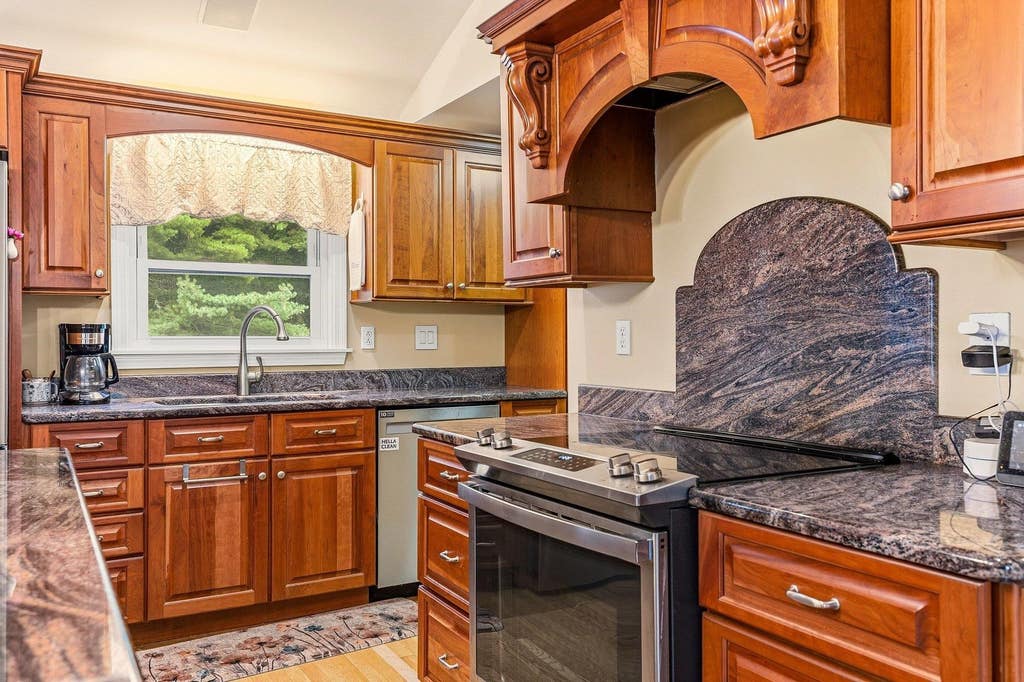 Photo of 14 Tates Brook Road, Somersworth, NH 03878 (MLS # 5105719)
