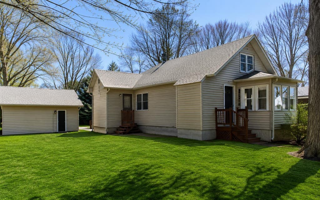 Photo of 49 McKinley Street, Keene, NH 03431 (MLS # 5087861)