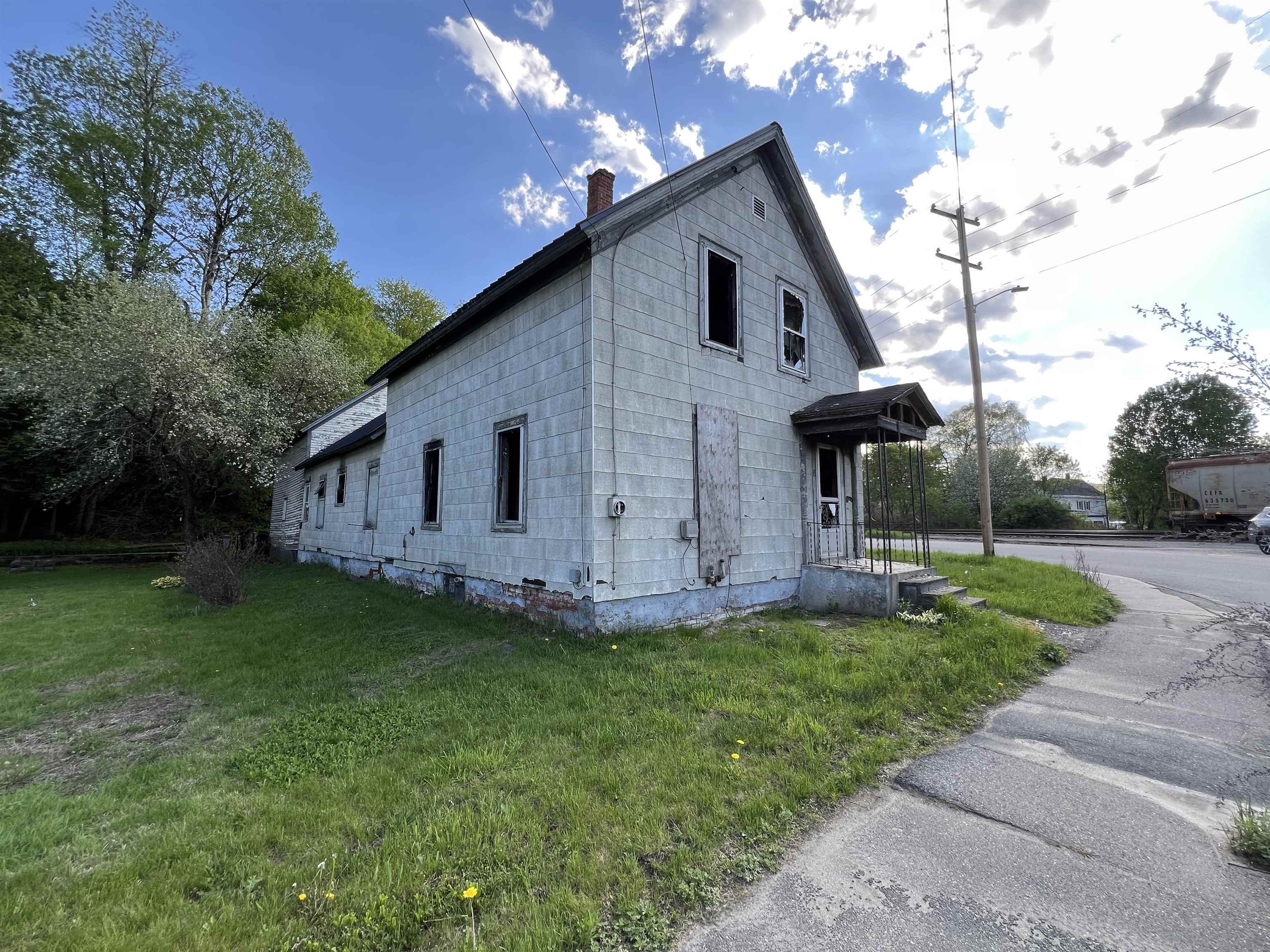 6 Raymond Street - Photo 2