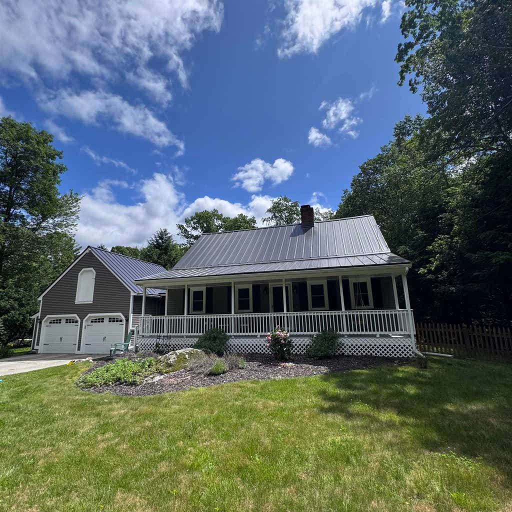 Photo of 44 Stowell Road, Bedford, NH 03110 (MLS # 5093553)