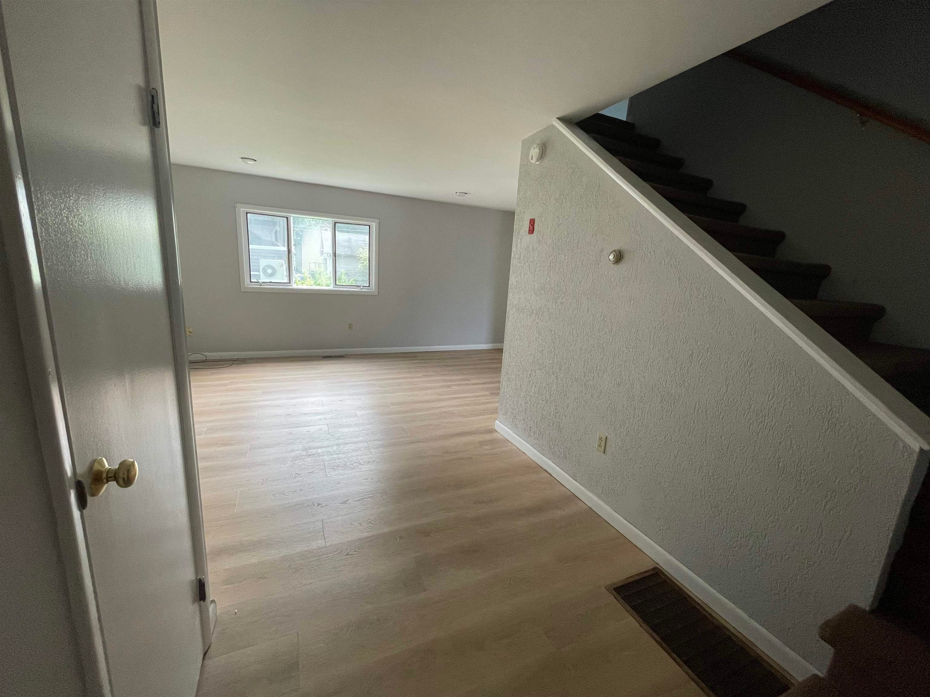 46 Terrill Street 3