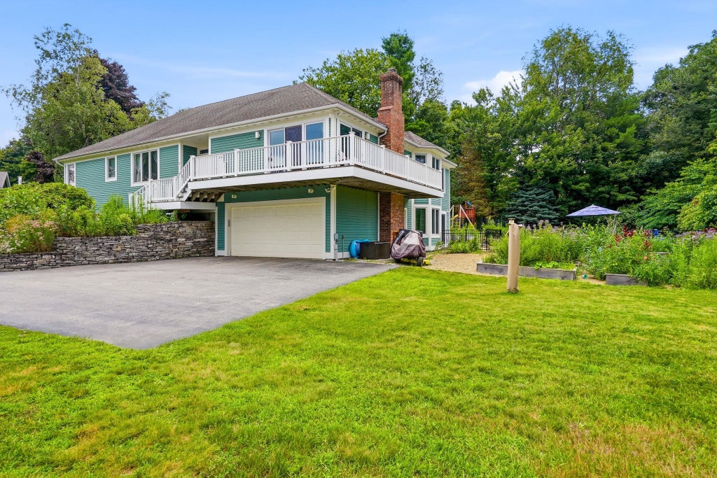 Photo of 2 Fairview Drive, Concord, NH 03301 (MLS # 5101512)